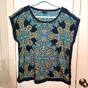 #369 The Limited- Pullover paisley print top- Size: Large